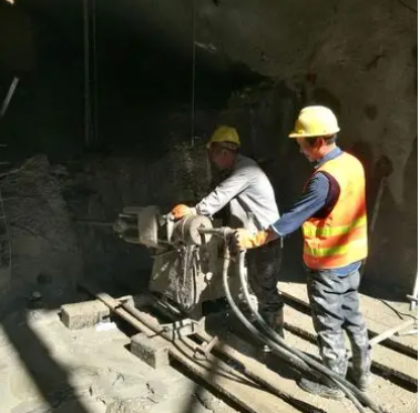 唐县水下抗分散灌浆料特点 水下不分散注浆料介绍